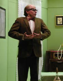 Max in Lend Me A Tenor